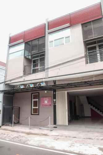 Comfy Homestay Yogyakarta Ngoại thất bức ảnh