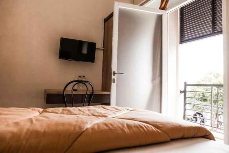 Comfy Homestay Yogyakarta Ngoại thất bức ảnh